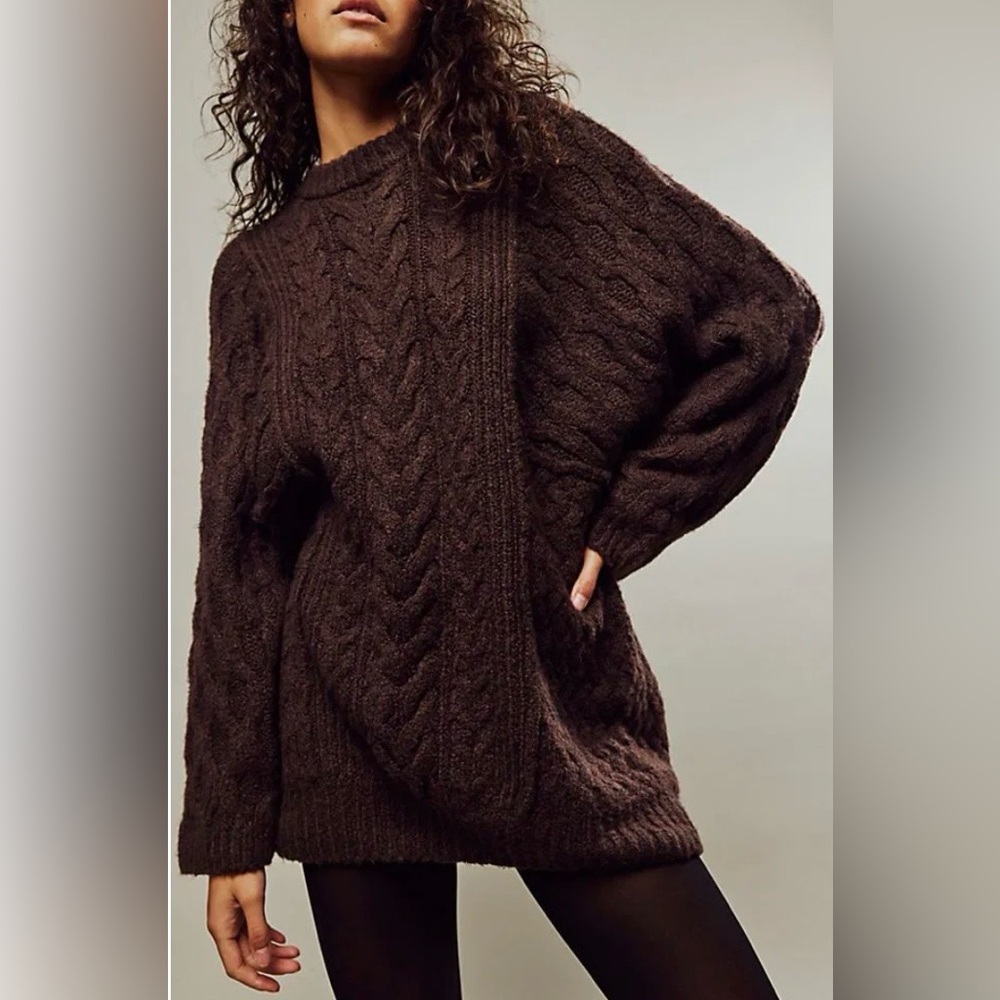 Free‎ People Loveship Chocolate Cable Knit Sweater Size:Small